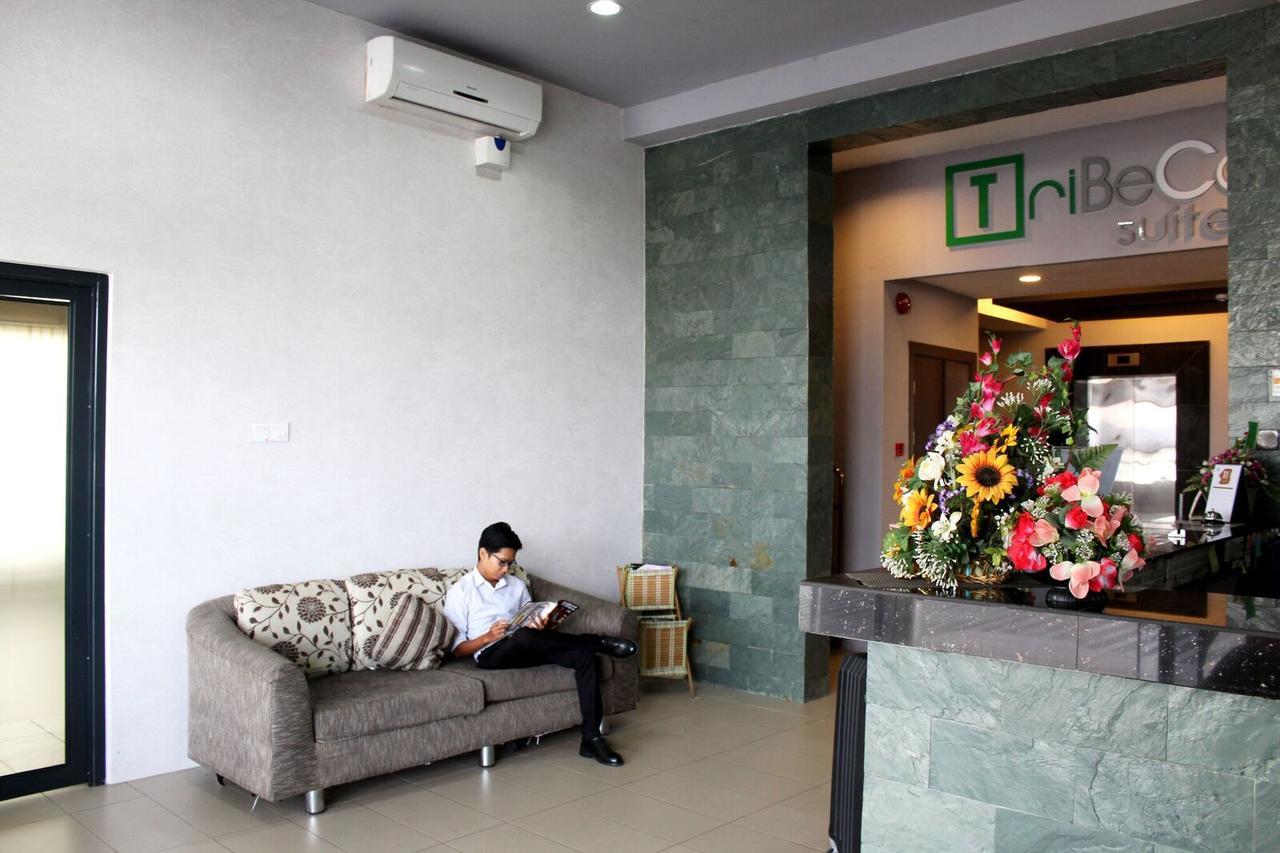 Tribeca Suites Kuching Buitenkant foto
