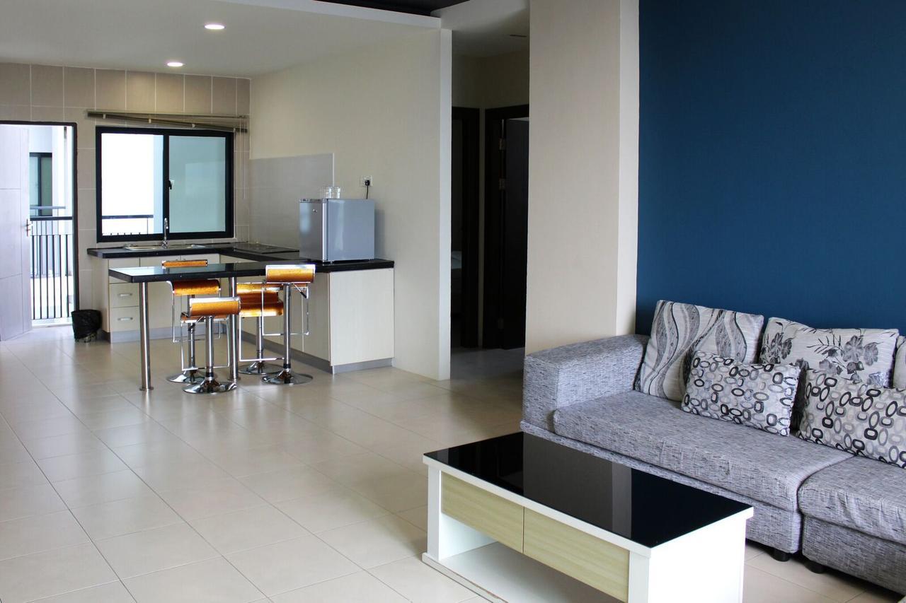 Tribeca Suites Kuching Buitenkant foto
