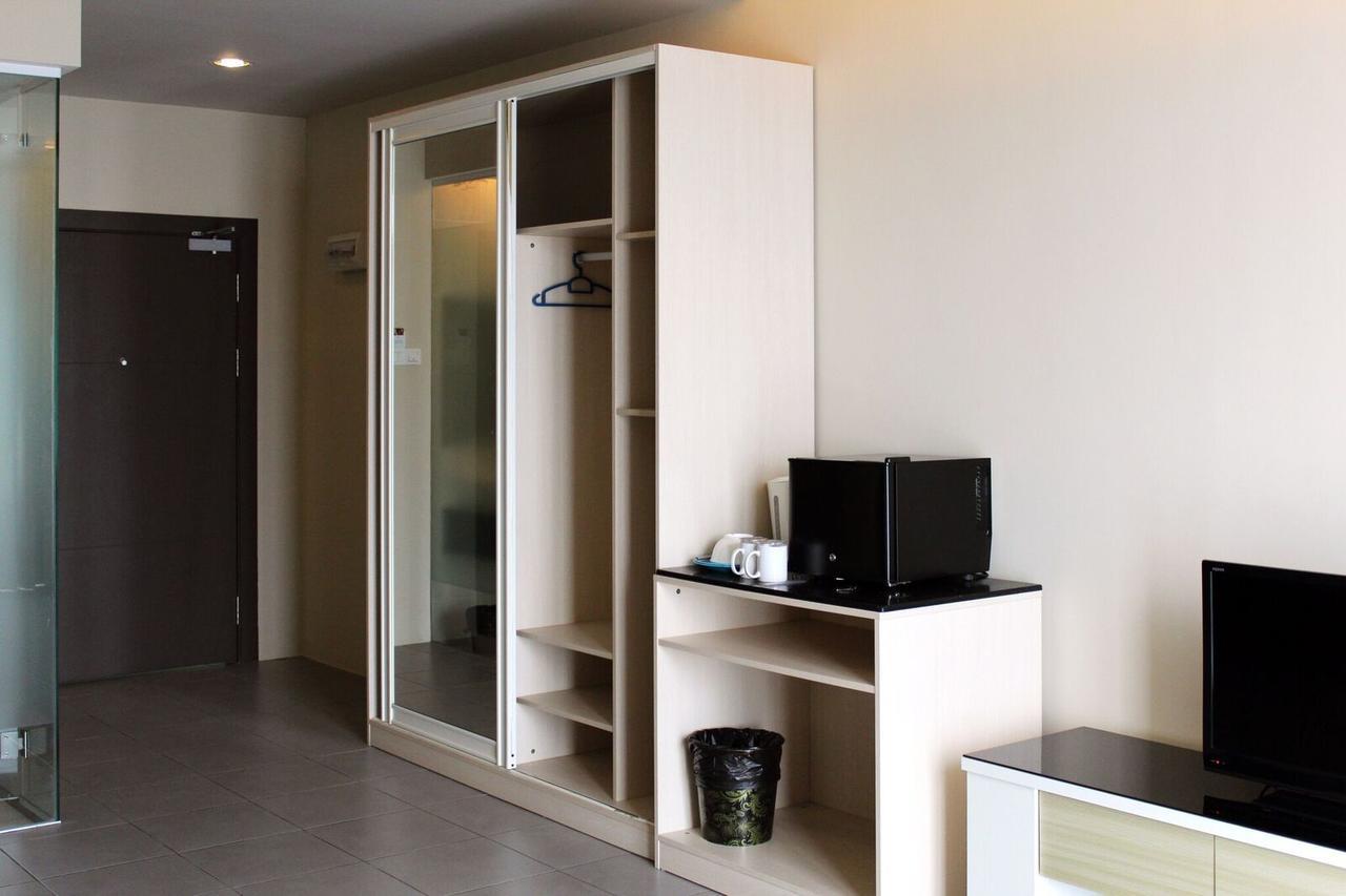 Tribeca Suites Kuching Buitenkant foto