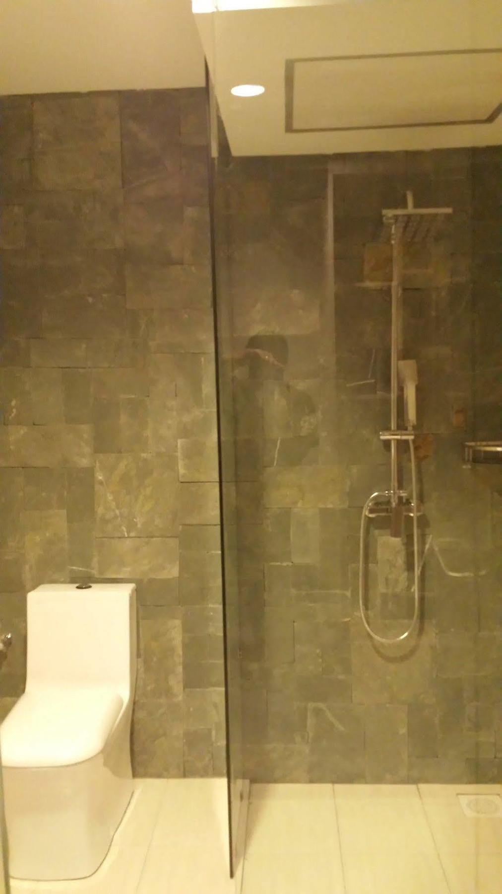 Tribeca Suites Kuching Buitenkant foto